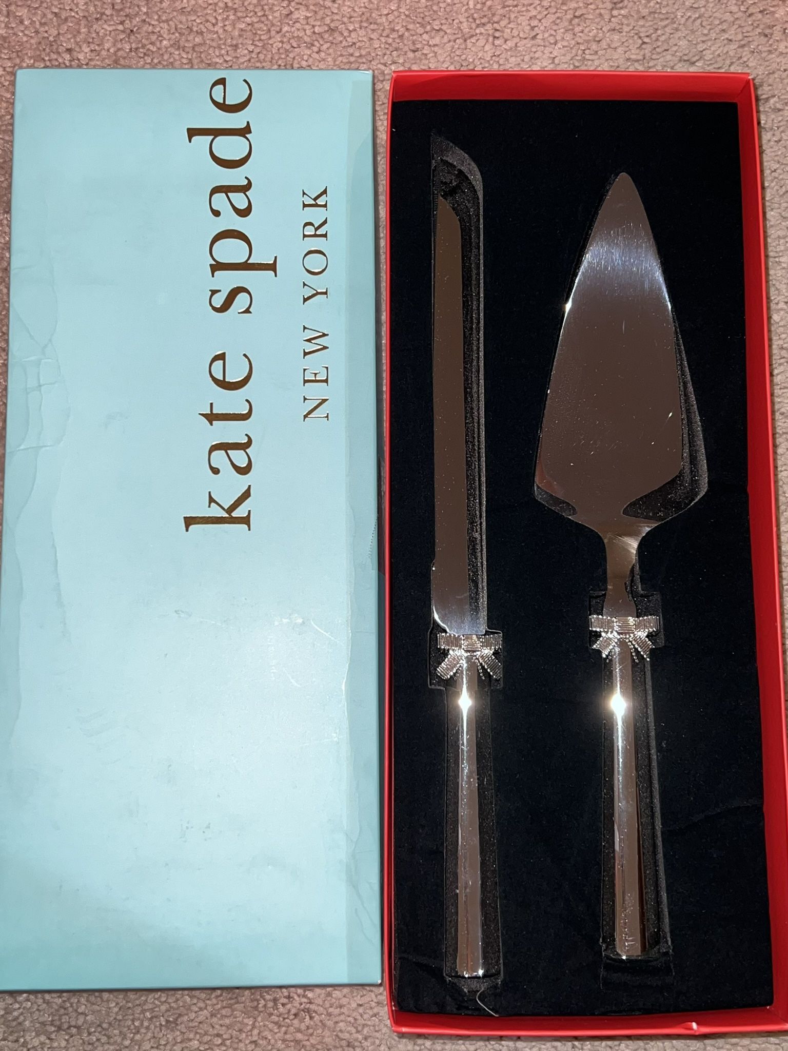 Kate Spade Grace Avenue 2-Piece Cake Knife and Server Set