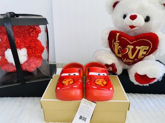 hola chicas tenemos bolsas carteras zapatos de benta todo 100% original 