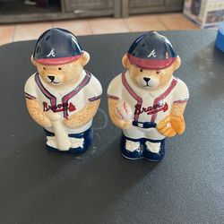 Atlanta Braves Salt And Pepper Shakers