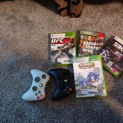 Xbox 360 Games And 2 Controllers Works Great