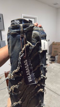 Valabasas jeans size 40 new
