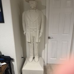 Jack Daniel Statue