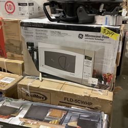 GE 2.2 cu. ft. Countertop Microwave in Stainless Steel with Defrost and Sensor Controls