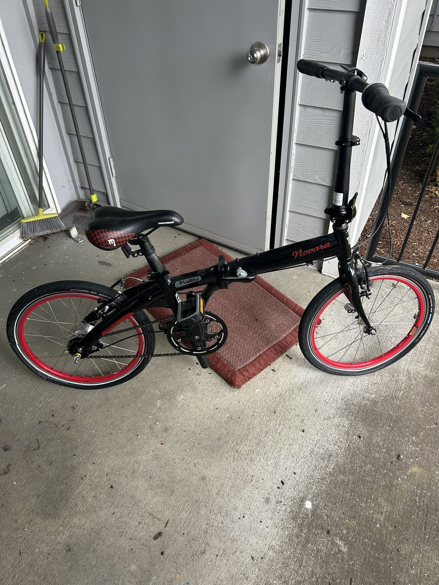 Novara Flyby Folding Bike