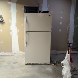 Kenmore Refrigerator 