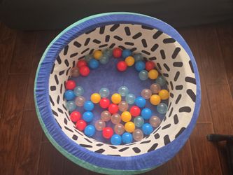 Battat Hop In Foam Ball Pit With Balls And Washable