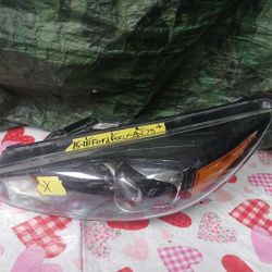 2015-18 Ford Focus Left Headlight 