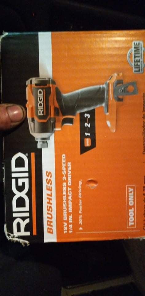 Rigid 18v Brushless Cordless 1/4 Inch Impact Driver