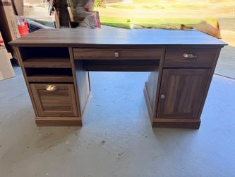 Beautiful office desk