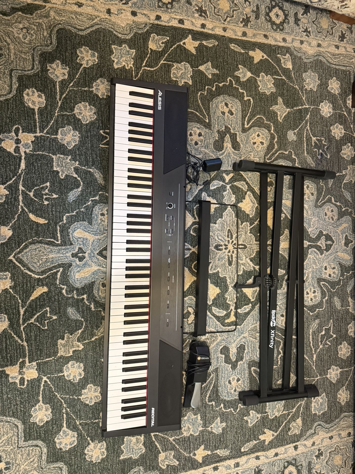Alesis 88 Key Piano