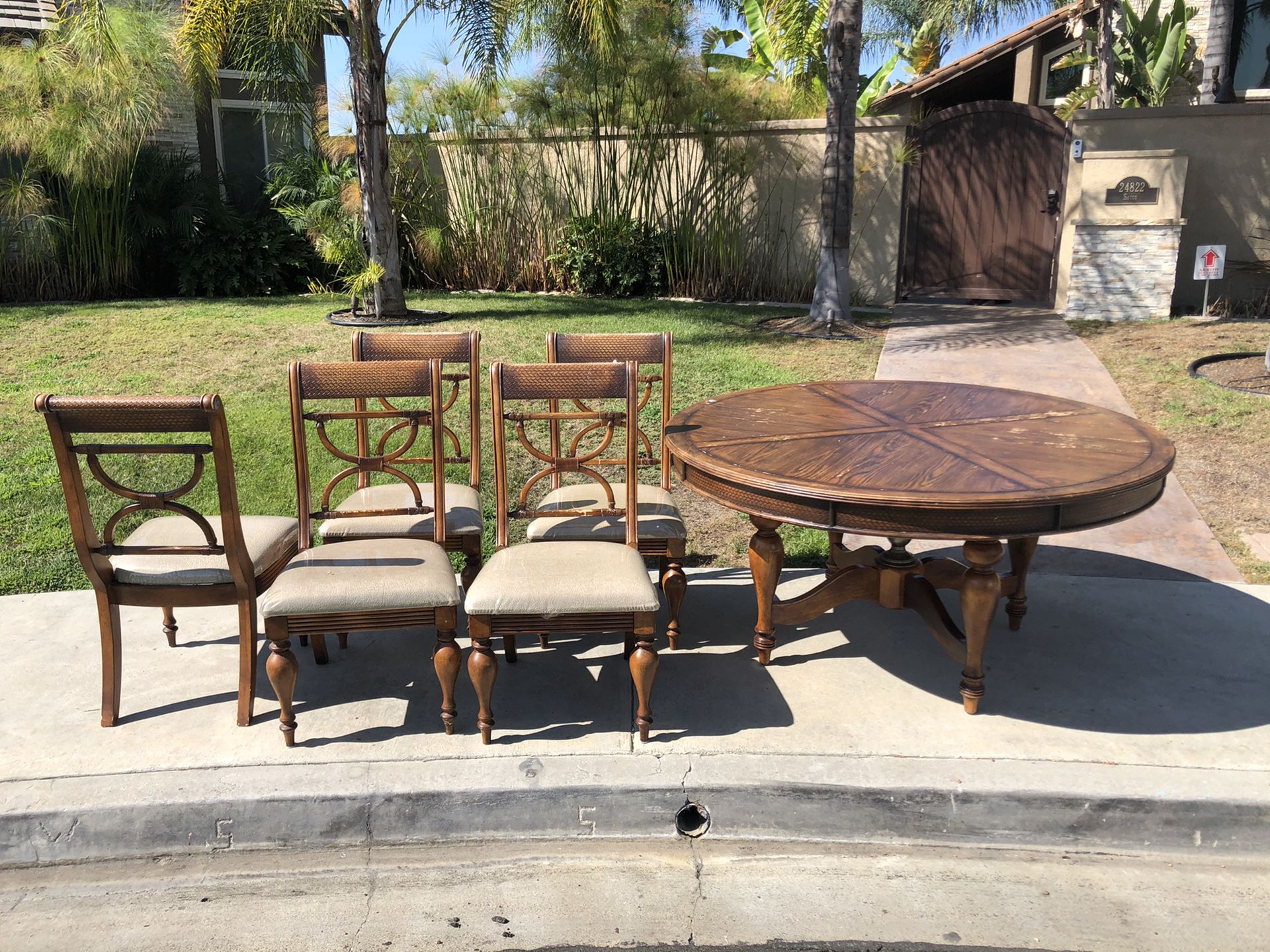 Free table & 5 chairs