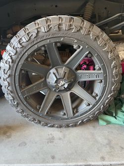 Rdr USA 22 in rims and tires