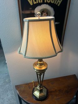 Vintage 1970’s - 80’s solid brass ( STUDIO BILL BLASS) table lamp in Great Condition