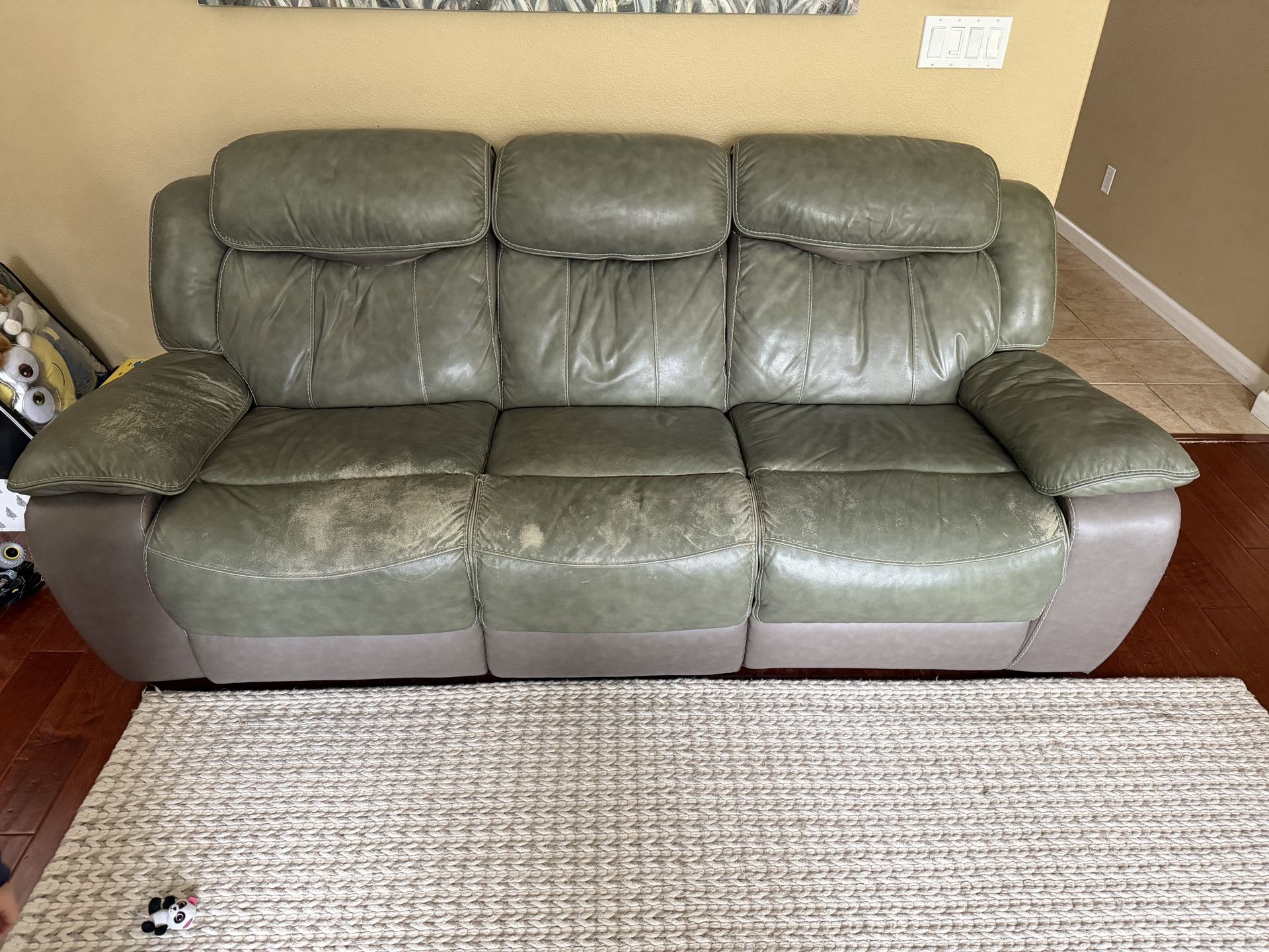 Free Recliner Couches (sofa and loveseat)