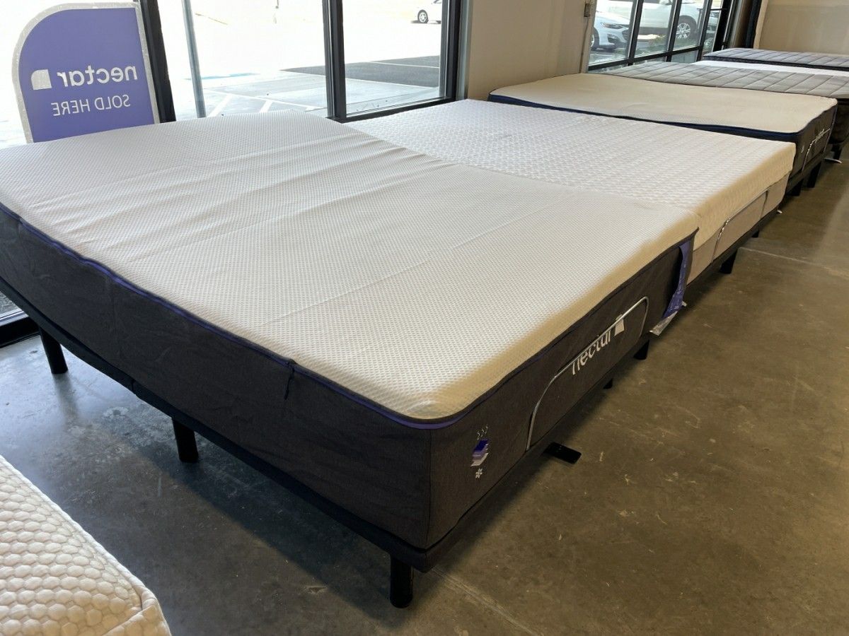 Mattress Liquidation!!!! Save huge on Brand Names!