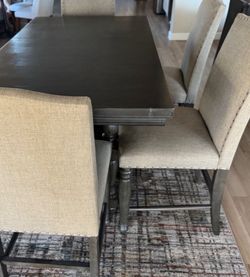 Dinning table