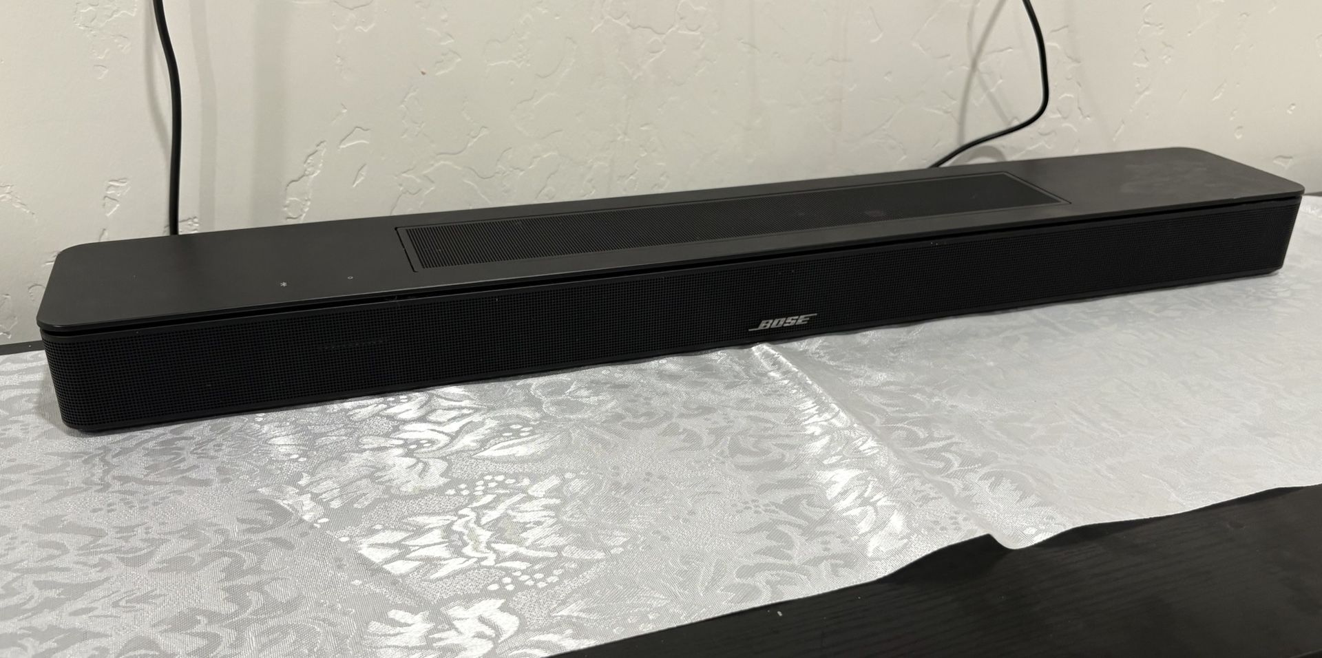 Bose Soundbar 550 + Optical Cable