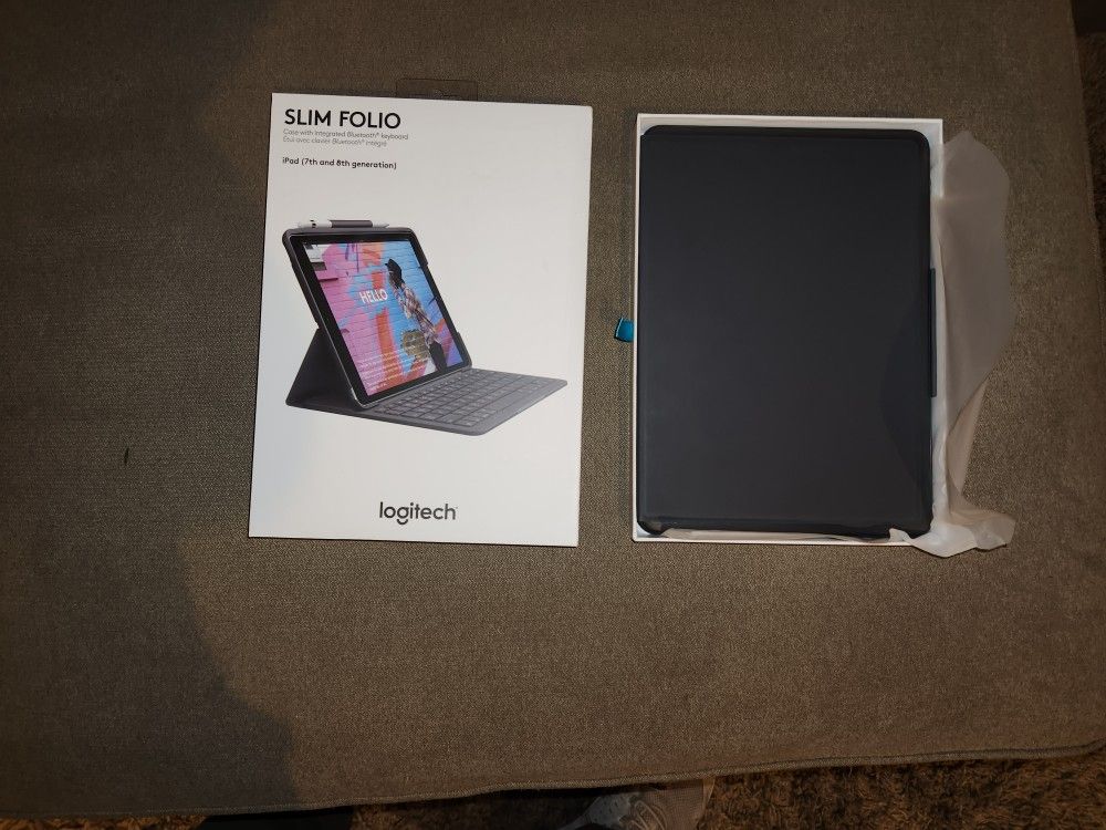 Logitech - Slim Folio Keyboard