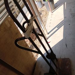 Metal dolly in great condition