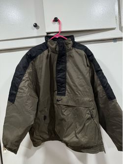 NIKE WINDBREAKER