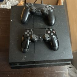 Ps4 With Two Controllers