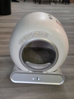 Lelo elves, cat litter automatic