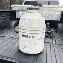 Nitrogen Tank