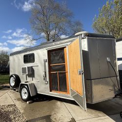 Enclosed aluminum trailer/camper/mobile office/landscape trailer, delivery trailer,construction site