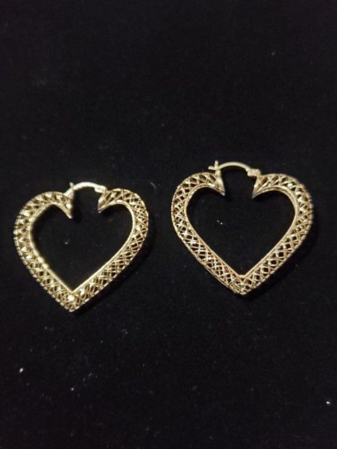 Gold Heart Hoop Earrings | Larosa Jewellery UK