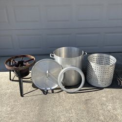 Crab or shrimp boil pot, and burner