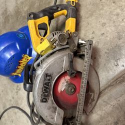 Dewalt Worm Drive. Circular Saw. Skill Saw.  