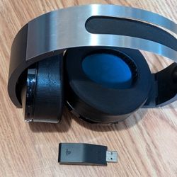 PlayStation Platinum 3d Headset. 