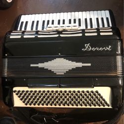 Dorovi Accordian 