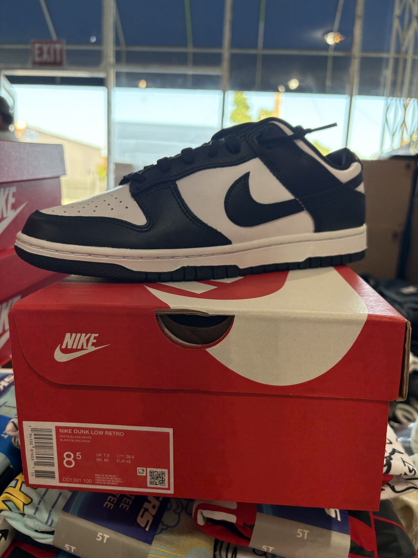 Men’s Nike Panda Dunks