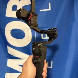 DJI RS3 Mini w/ Smallrig Handle