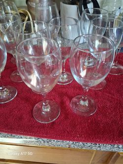 12 wine glasses in box