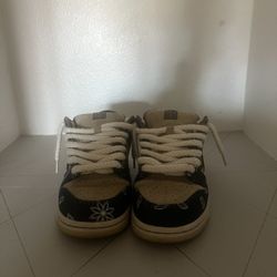 Nike  SB Dunk Low Travis Scott 