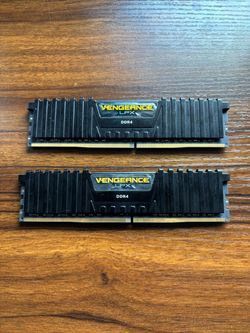 Corsair Vengeance LPX DDR4 RAM Kit (2 Sticks)