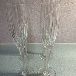 SET OF 4- UPTOWN by Mikasa Champagne Flute Crystal 10.75" tall - SWIRL