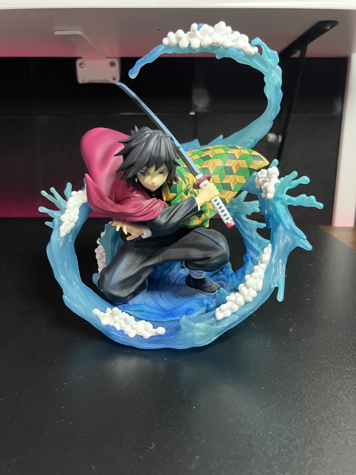 Demon Slayer (Giyu) Figure 