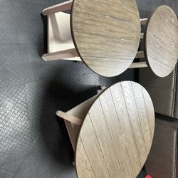 Cofee table with matching end tables!