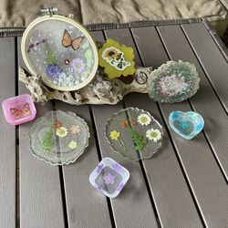 Resin Stuff $10 And Up Please Message For Pricing 