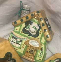 Hello Kitty Tea Light House 