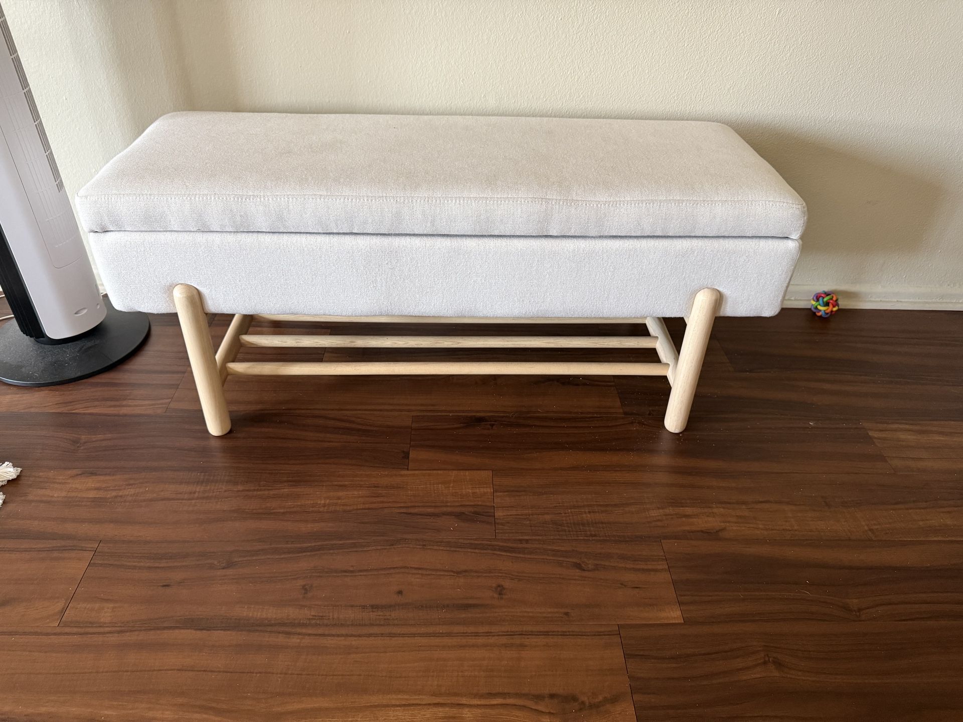 Modern Entryway Bench Upholstered Ottoman Bench