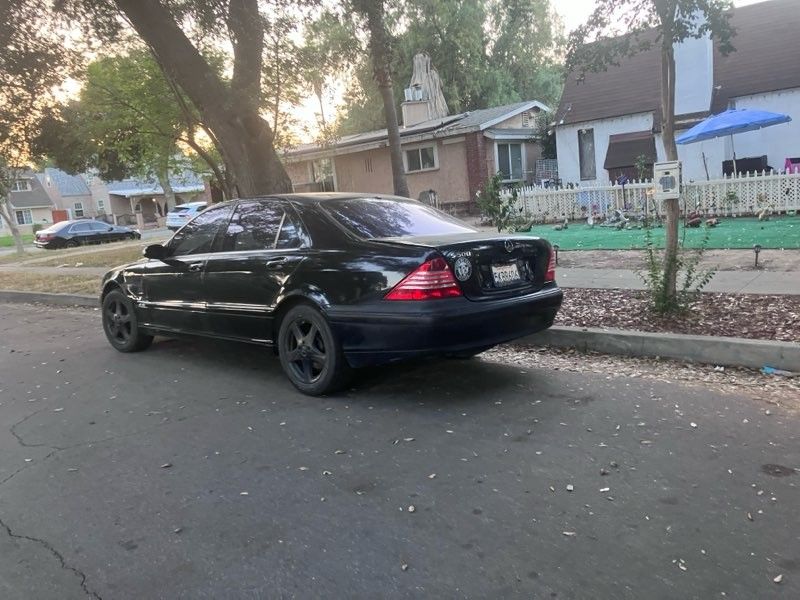 2004 Black Mercedes S500