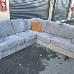 Sectional Couch 
