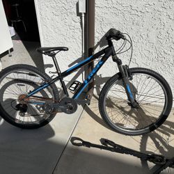 Bikes - Trek, Specialized And Giant 