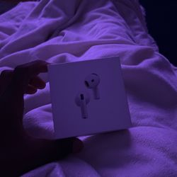 Air Pod Gen 4