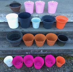 Lot 20 Assorted Size Plastic Decorative Colorful Landscaping Nursery Garden Planter Pots