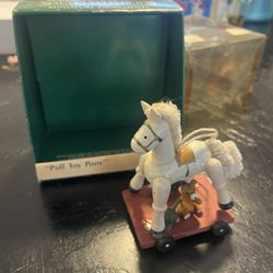 Vintage 1989 enesco small wonders miniature ornaments pull toy pony